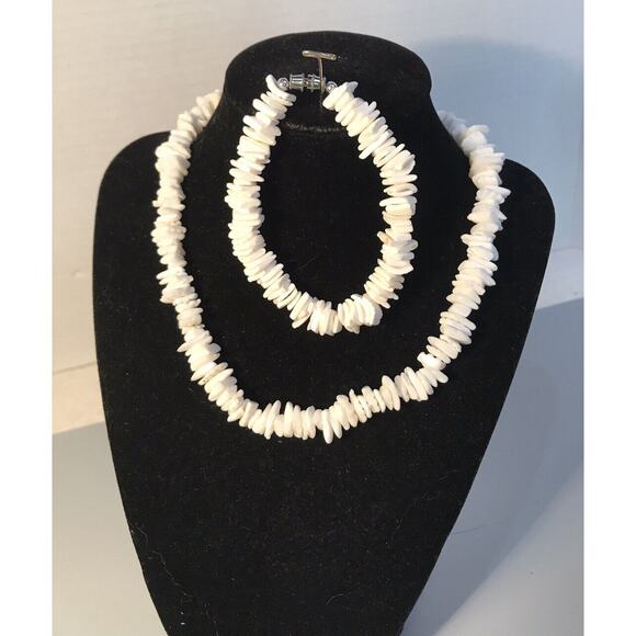 White Puka Shell Necklace + Bracelet 2PC Hawaiian Surfer Beach Boho Vintage - Picture 1 of 5